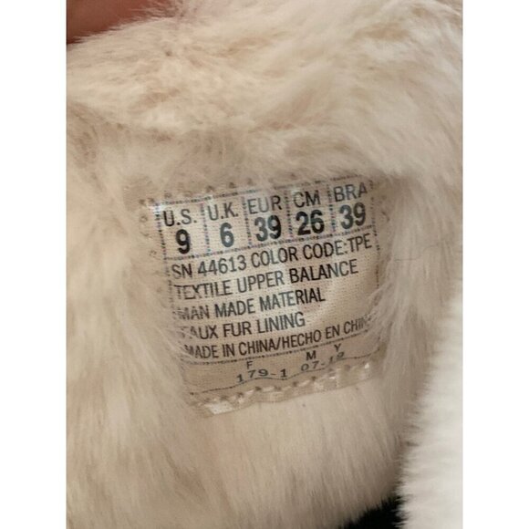 Womens Faux Fur Lined Buttoned Mid-Calf Boots Size 9/6 UK - Picture 4 of 7